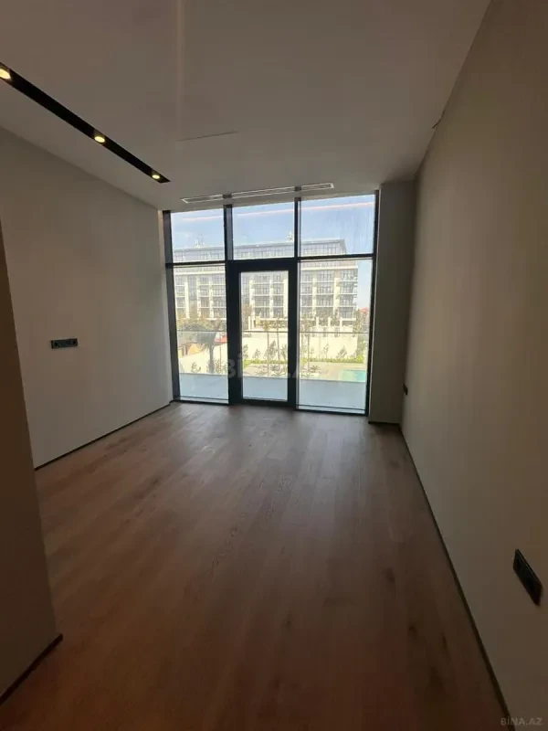 Satılır 2 otaqlı mənzil 85 m²