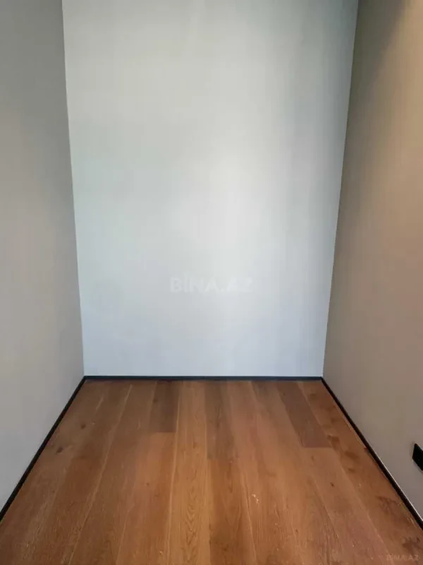 Satılır 2 otaqlı mənzil 85 m²