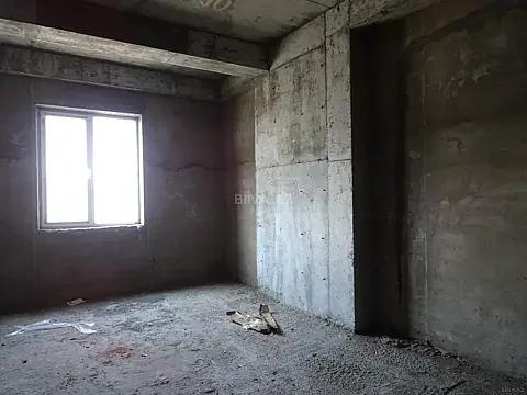 Satılır 3 otaqlı mənzil 114 m²