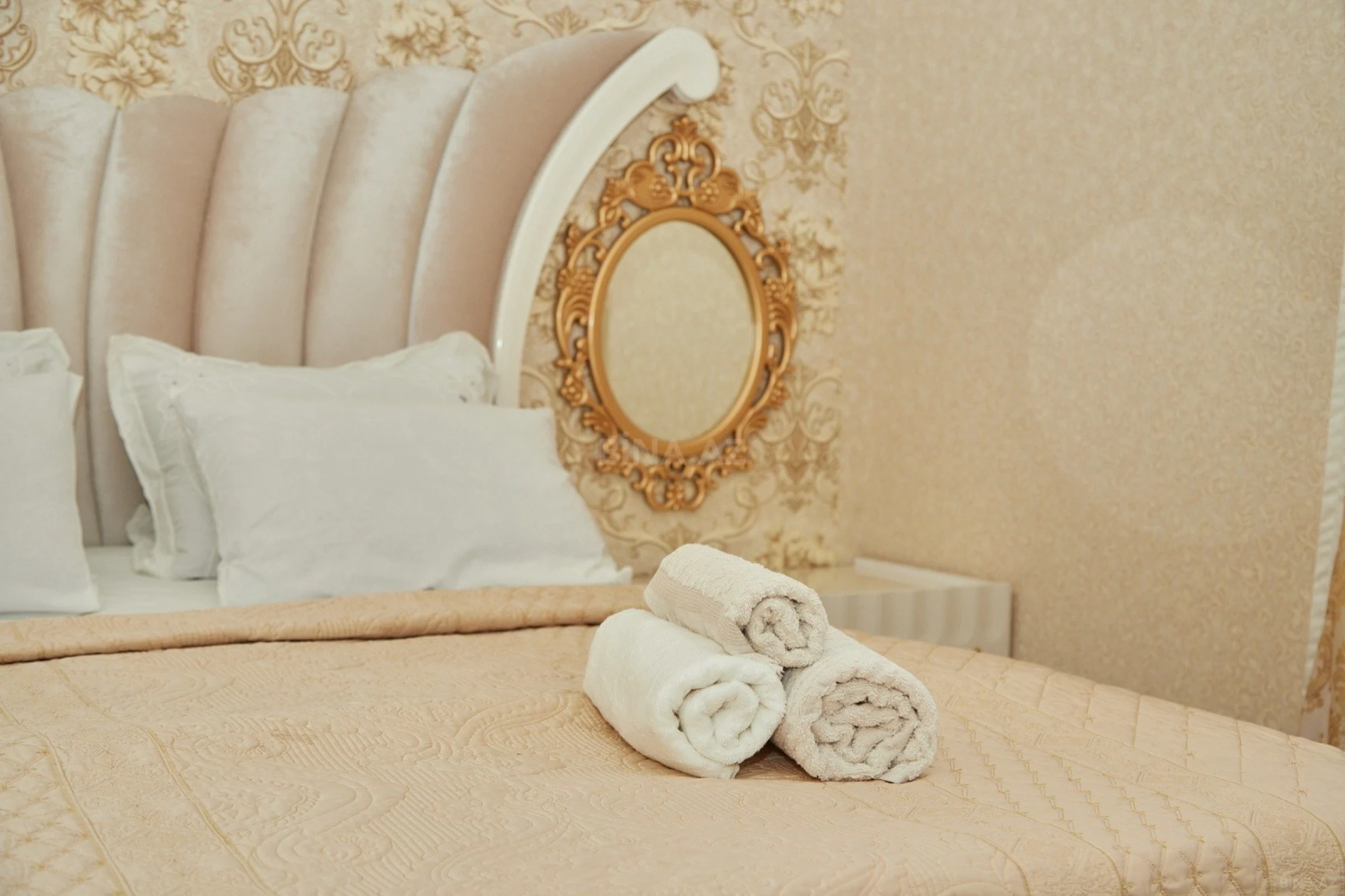 Kirayə verilir 6 otaqlı həyət evi 250 m²