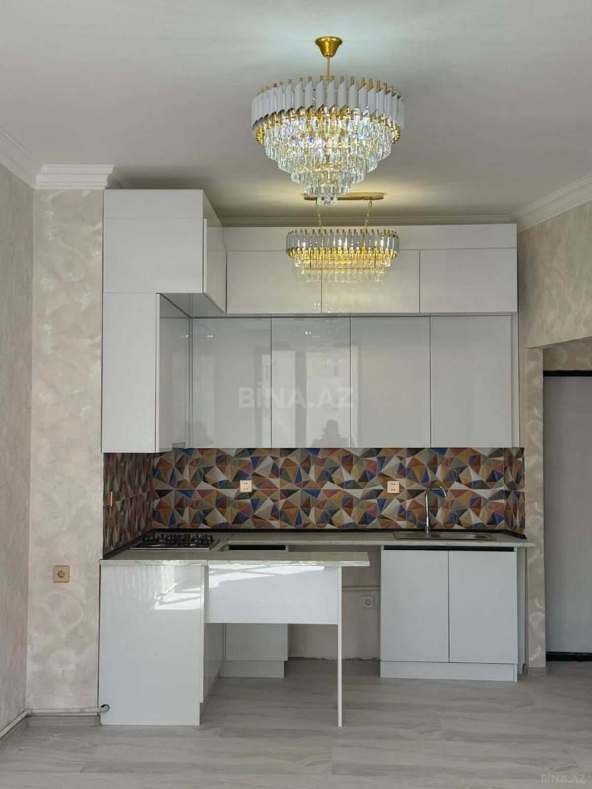 Satılır 2 otaqlı mənzil 50 m²