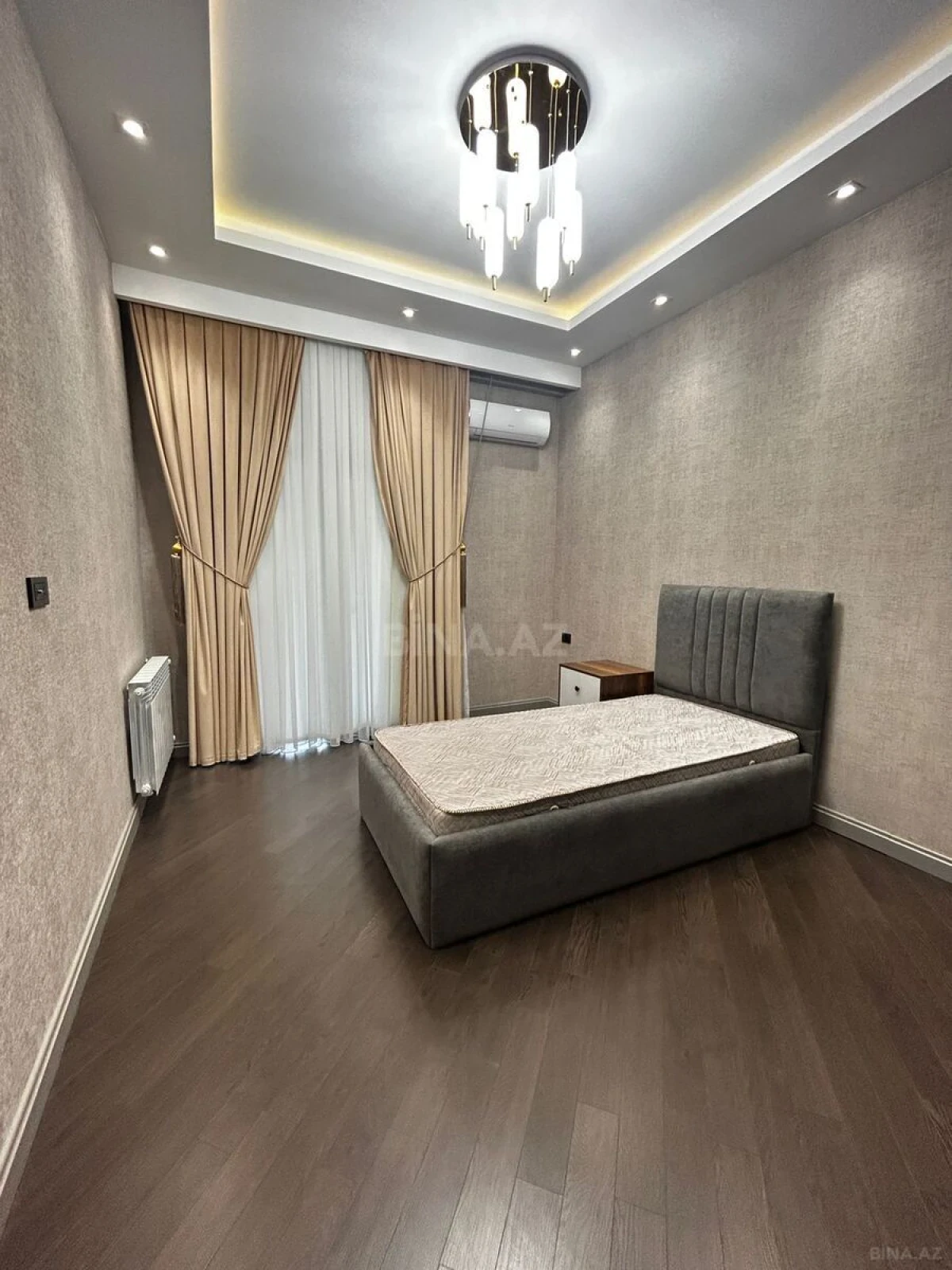 Kirayə verilir 3 otaqlı mənzil 125 m²
