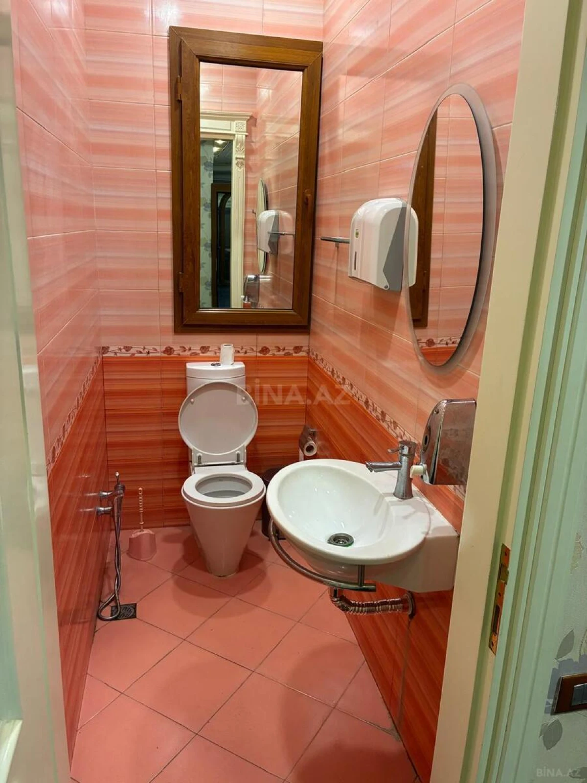 Kirayə verilir 2 otaqlı ofis 90 m²