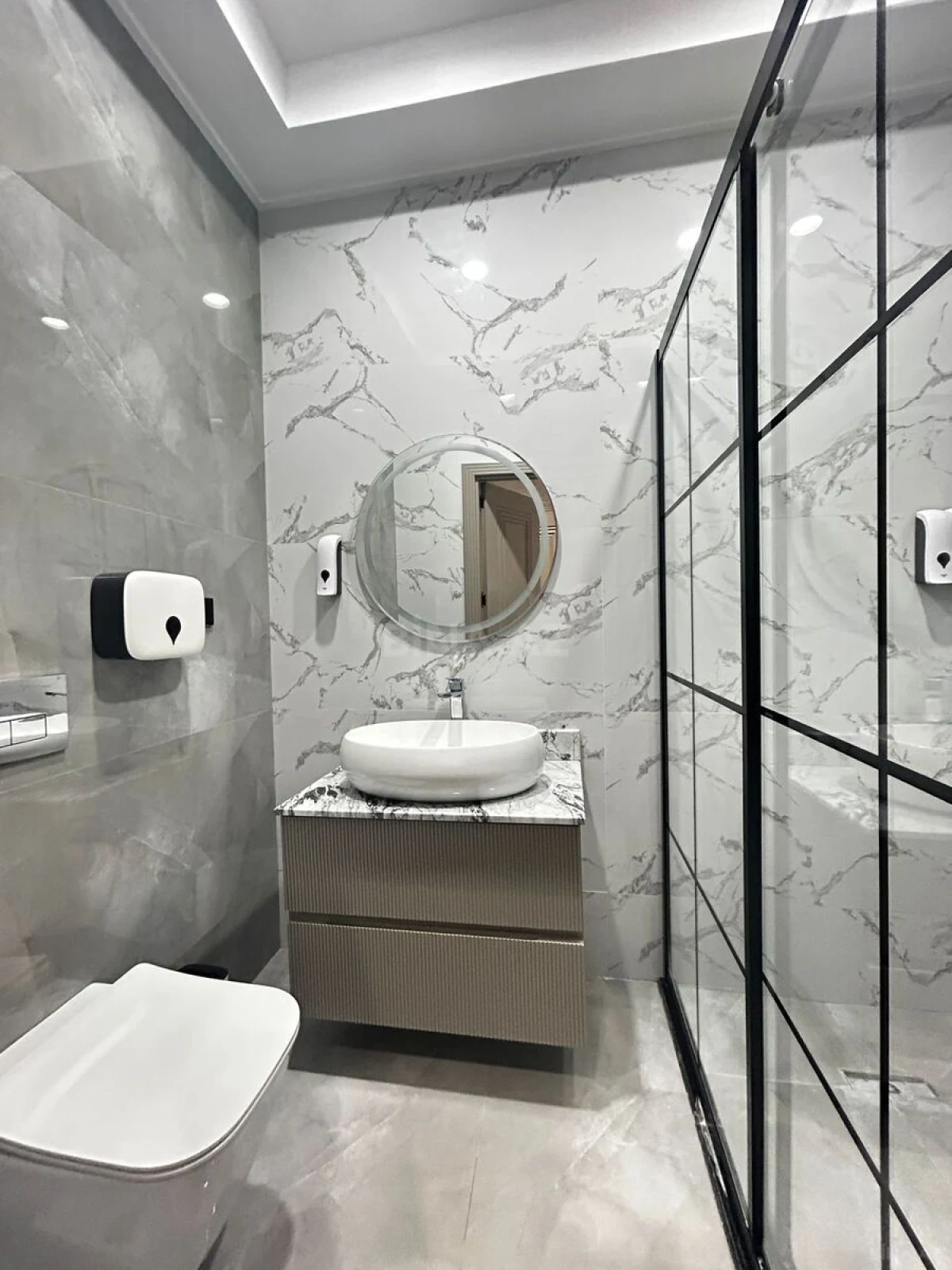 Kirayə verilir 3 otaqlı mənzil 125 m²