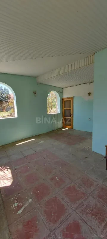 Satılır 4 otaqlı həyət evi 100 m²