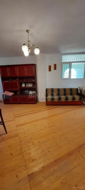 Satılır 4 otaqlı həyət evi 100 m²