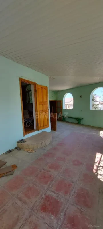 Satılır 4 otaqlı həyət evi 100 m²