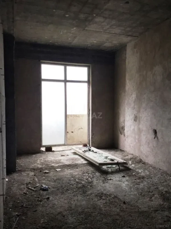 Satılır 2 otaqlı mənzil 80 m²
