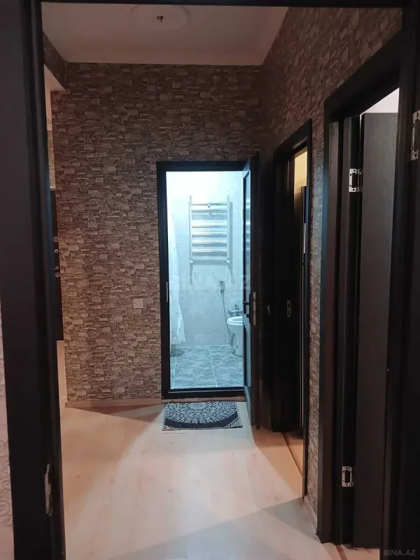 Kirayə verilir 2 otaqlı mənzil 65 m²