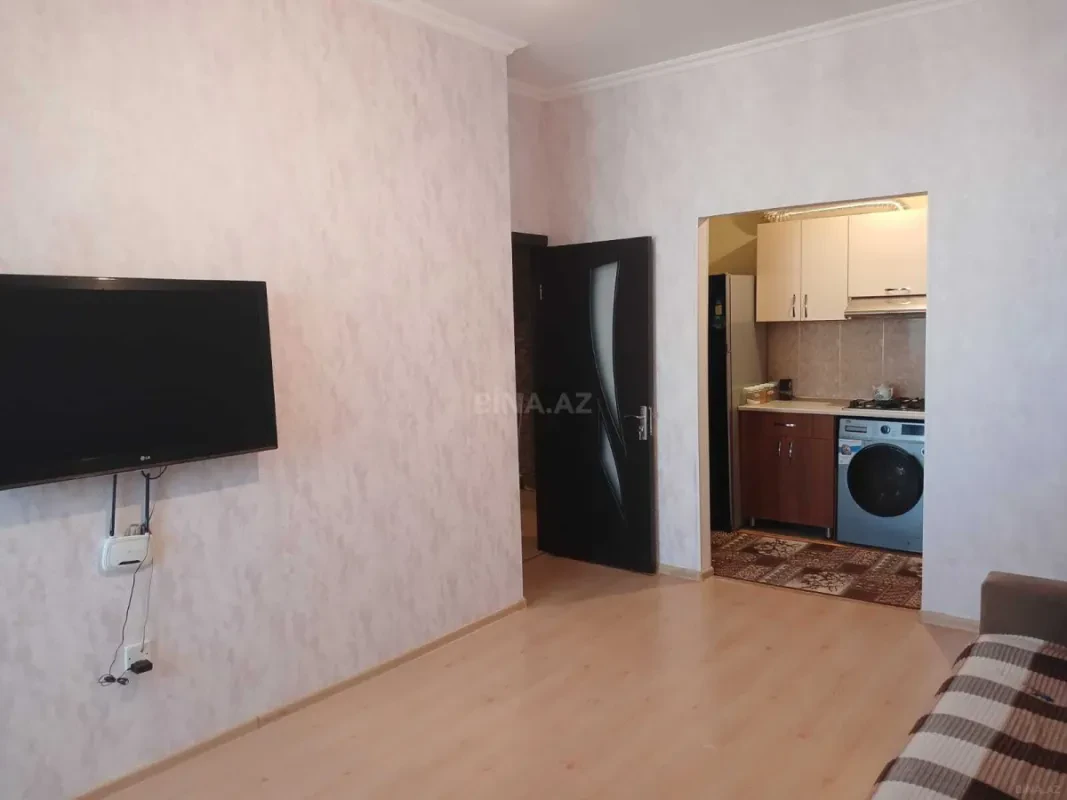 Kirayə verilir 2 otaqlı mənzil 65 m²