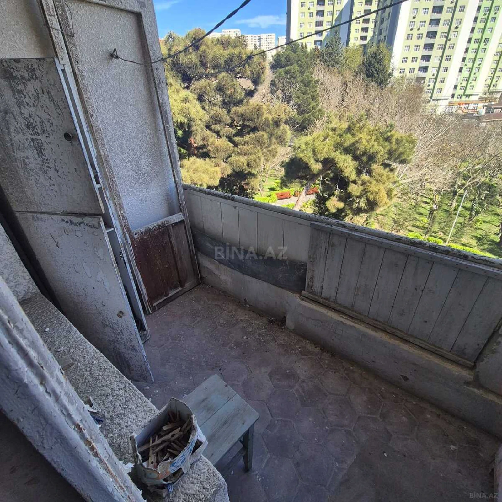 Satılır 2 otaqlı mənzil 63 m²