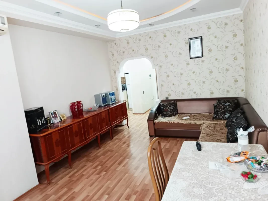 Satılır 2 otaqlı mənzil 50 m²