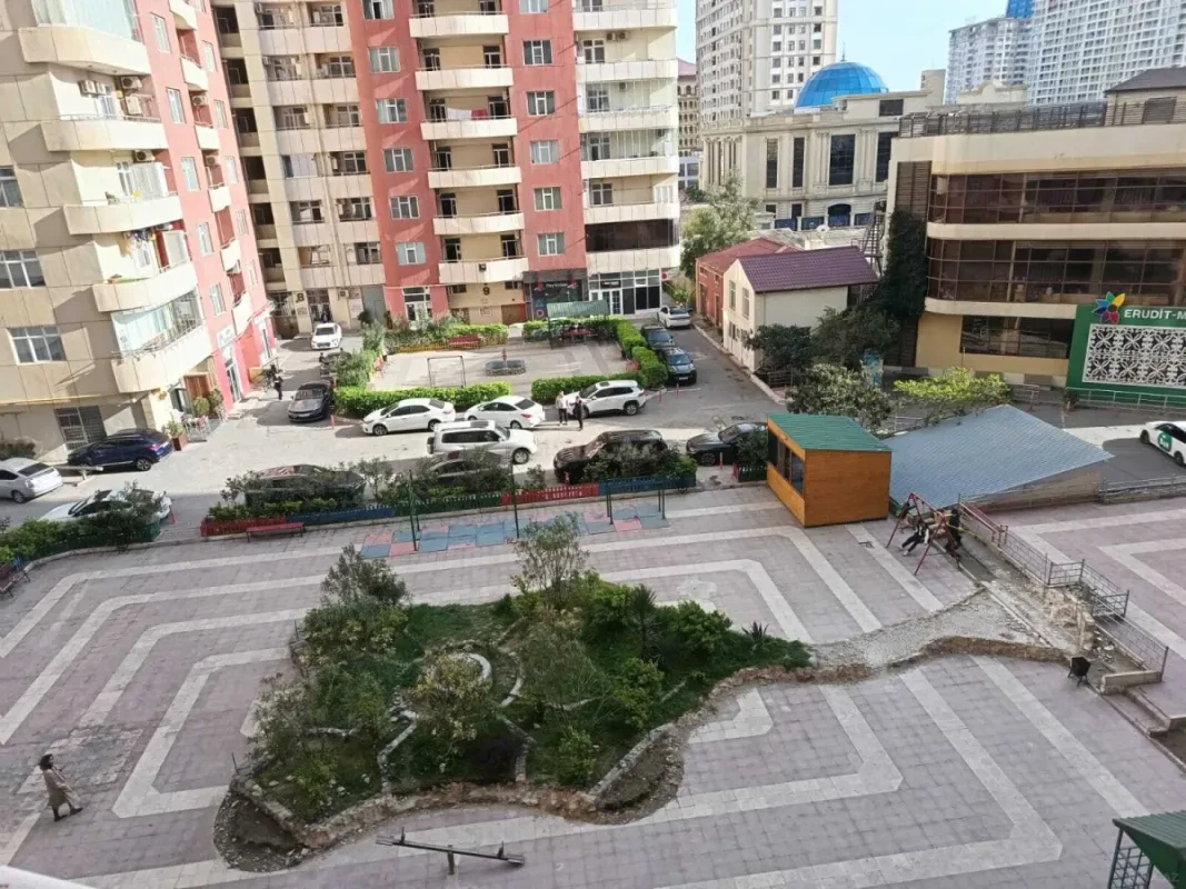 Satılır 2 otaqlı mənzil 50 m²