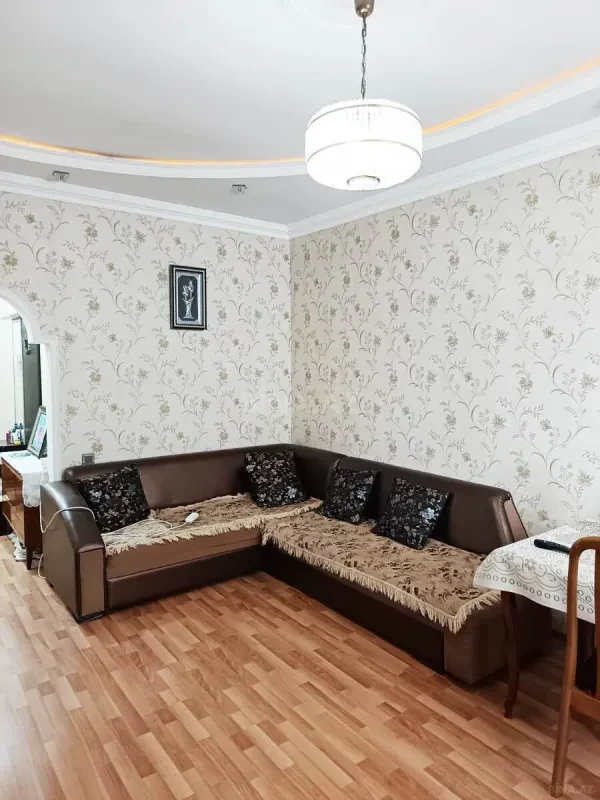 Satılır 2 otaqlı mənzil 50 m²