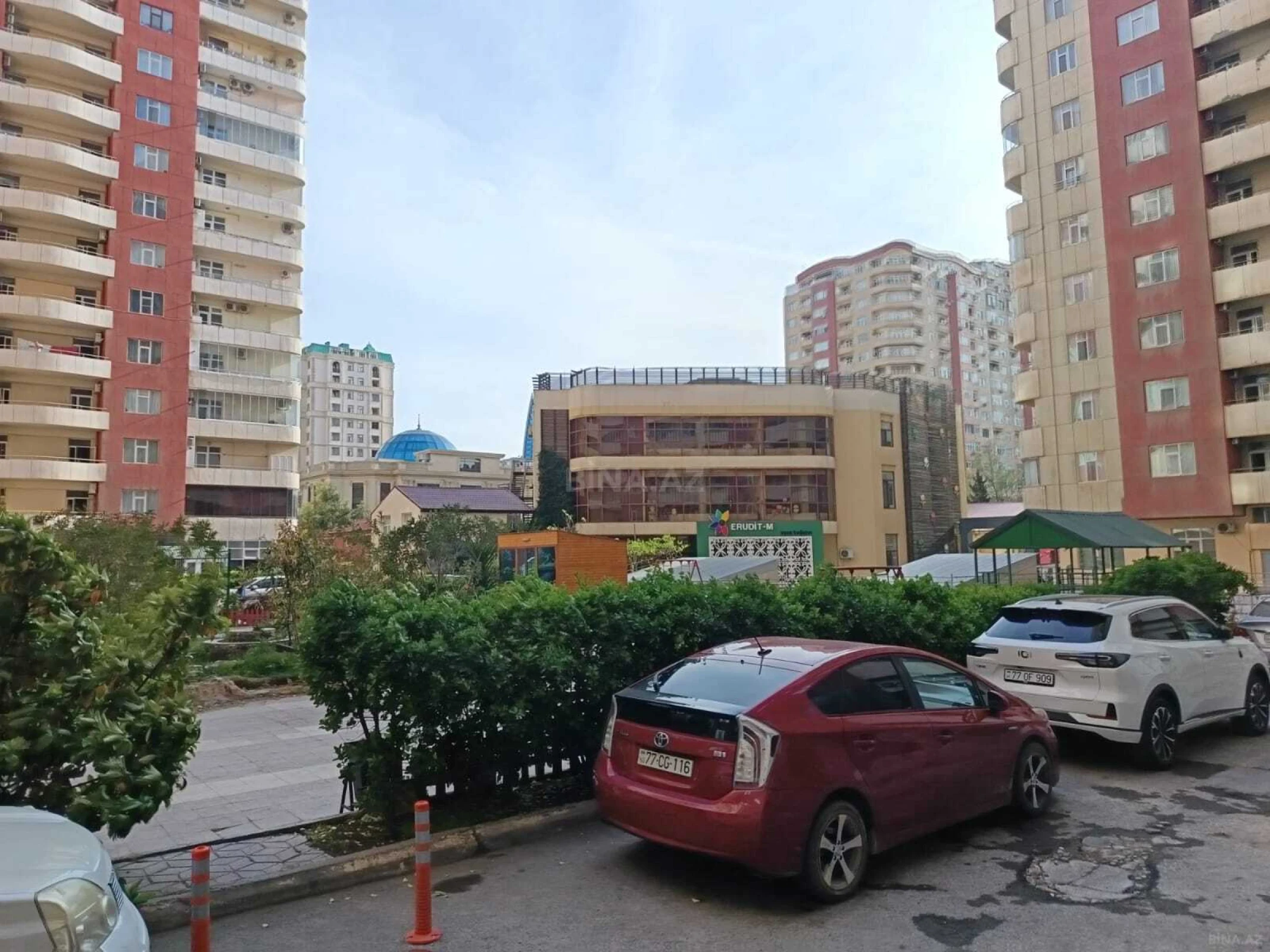Satılır 2 otaqlı mənzil 50 m²
