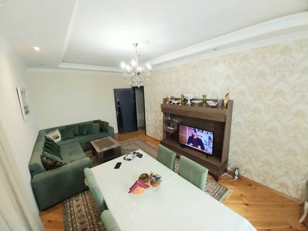 Satılır 2 otaqlı mənzil 68 m²