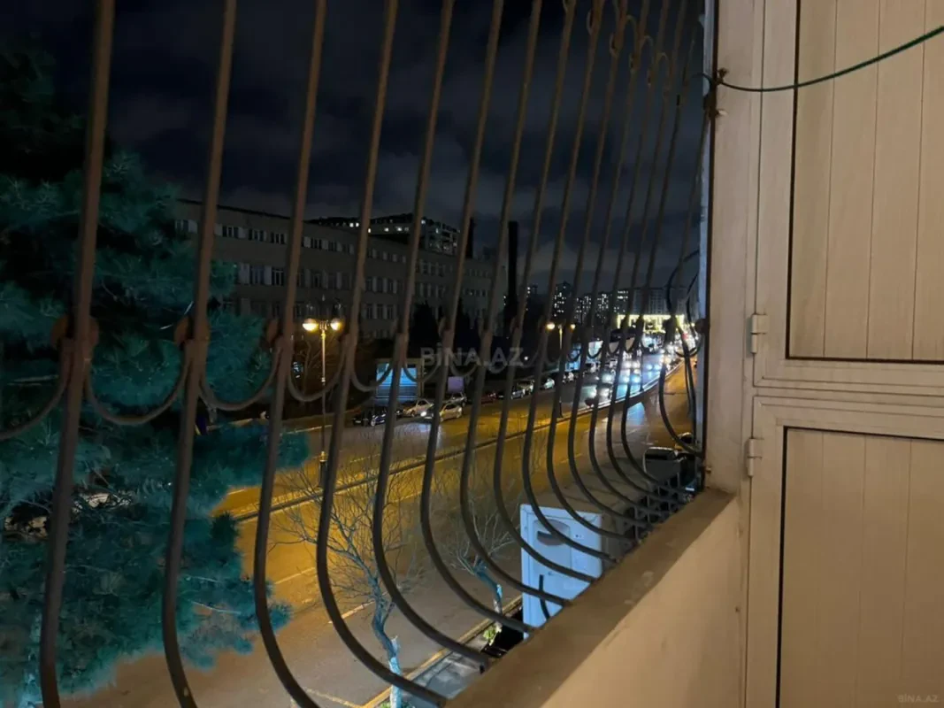 Satılır 3 otaqlı mənzil 90 m²