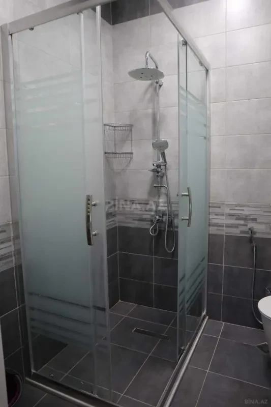 Kirayə verilir 3 otaqlı mənzil 105 m²