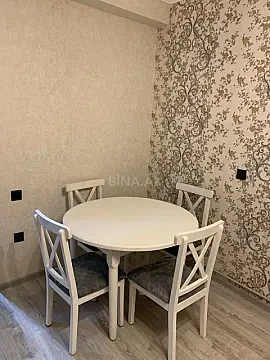 Kirayə verilir 2 otaqlı mənzil 50 m²