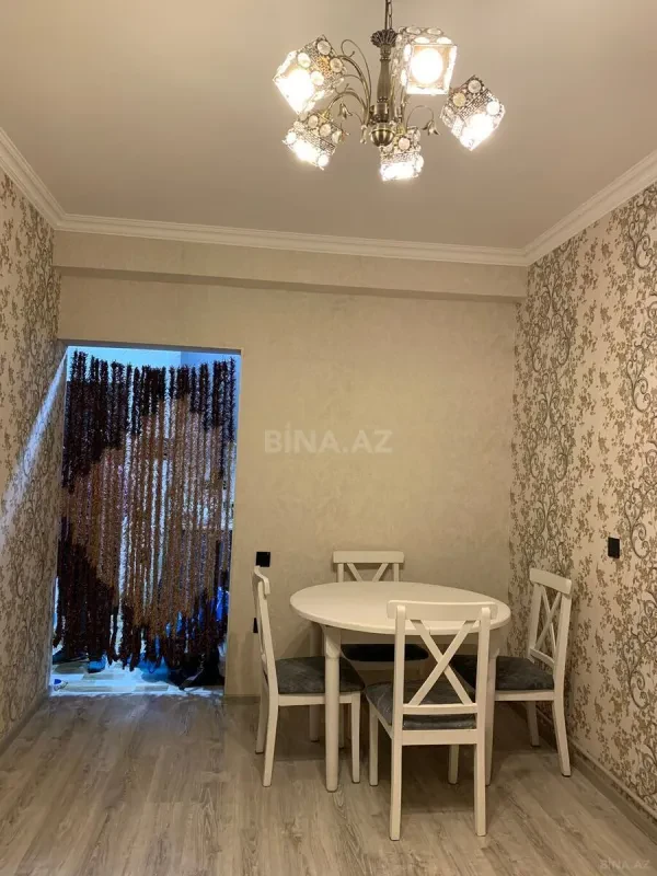 Kirayə verilir 2 otaqlı mənzil 50 m²