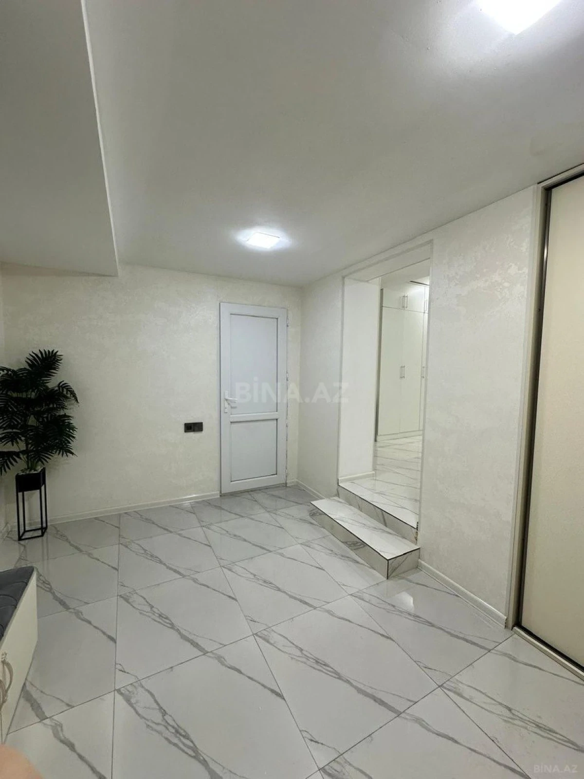 Satılır 4 otaqlı həyət evi 145 m²