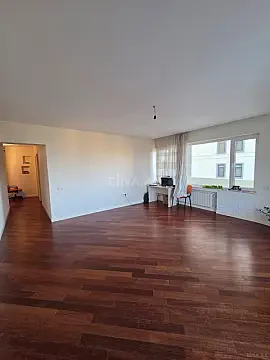 Satılır 2 otaqlı mənzil 106 m²