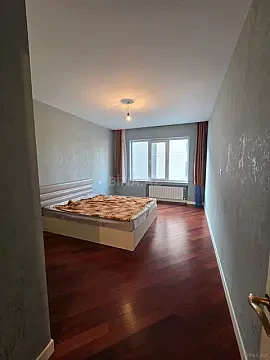 Satılır 2 otaqlı mənzil 106 m²