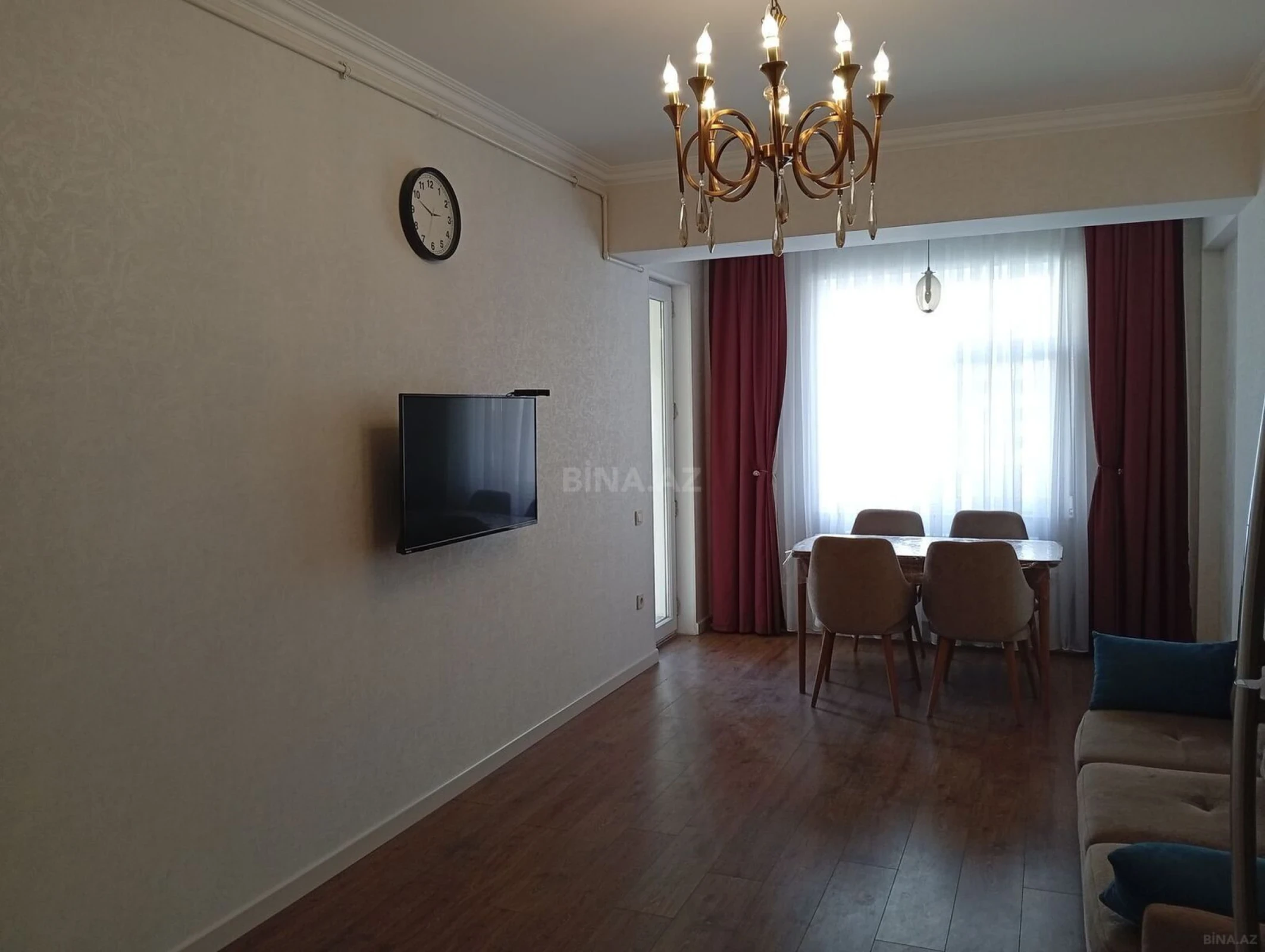 Kirayə verilir 2 otaqlı mənzil 55 m²