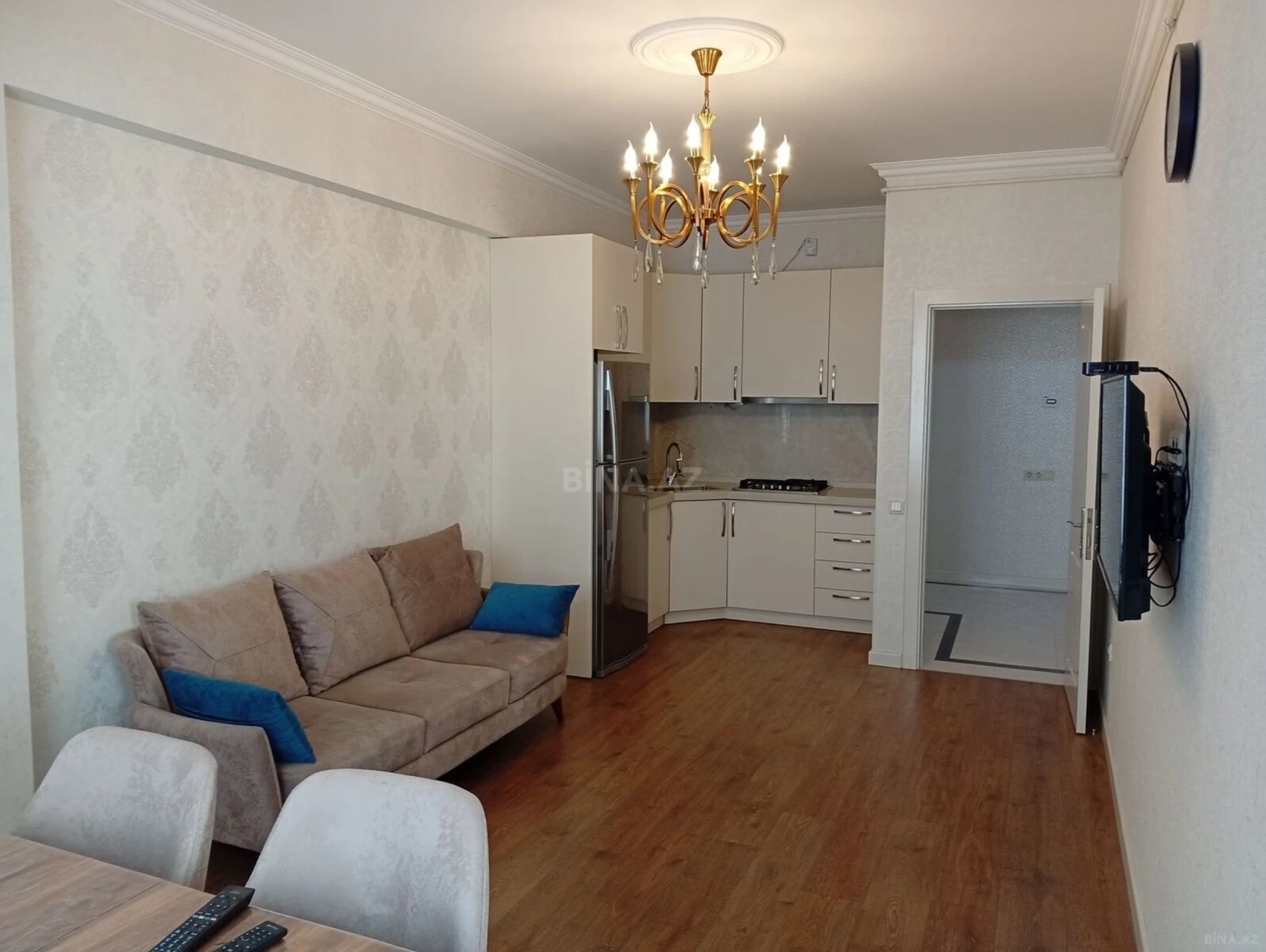 Kirayə verilir 2 otaqlı mənzil 55 m²