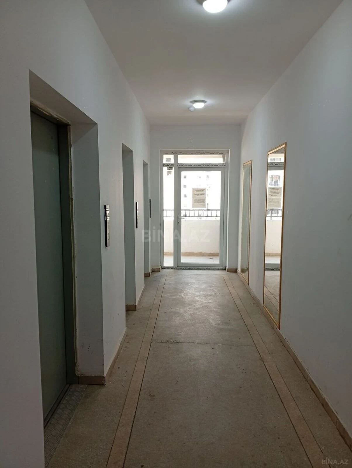 Kirayə verilir 2 otaqlı mənzil 55 m²