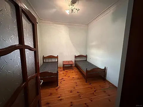 Kirayə verilir 4 otaqlı həyət evi 130 m²