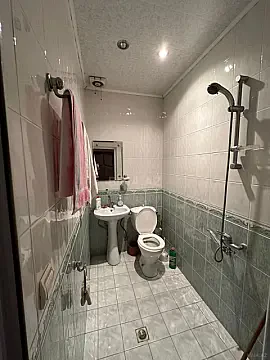 Kirayə verilir 4 otaqlı həyət evi 130 m²