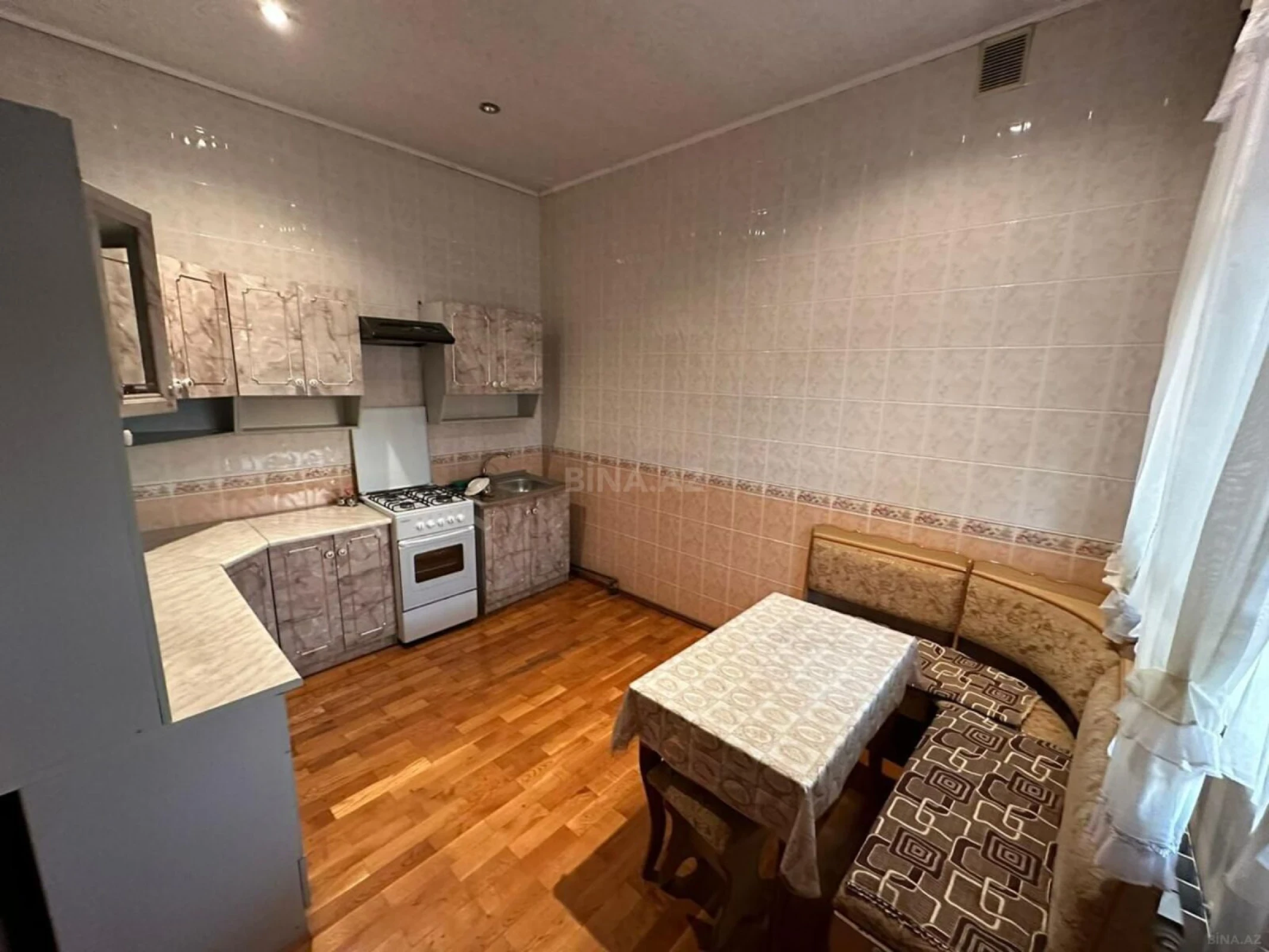 Kirayə verilir 4 otaqlı həyət evi 130 m²