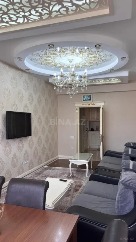Satılır 4 otaqlı mənzil 90 m²