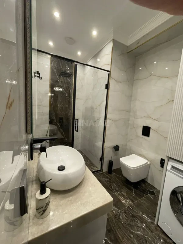 Kirayə verilir 3 otaqlı mənzil 105 m²
