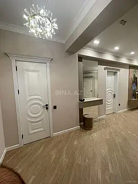 Kirayə verilir 3 otaqlı mənzil 105 m²
