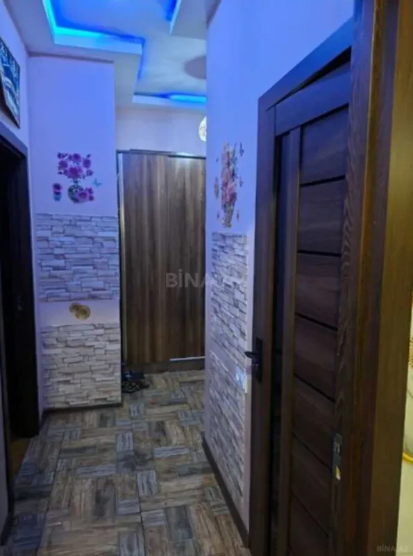 Kirayə verilir 2 otaqlı mənzil 70 m²