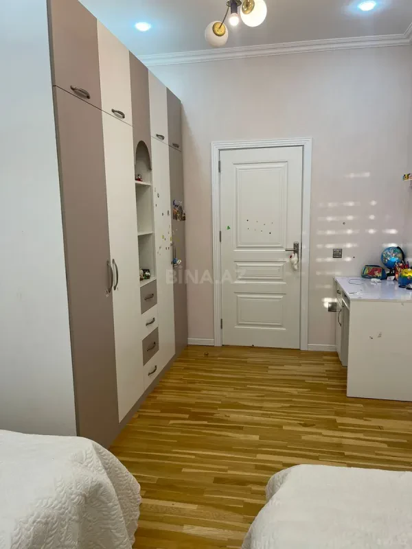 Satılır 3 otaqlı mənzil 100 m²