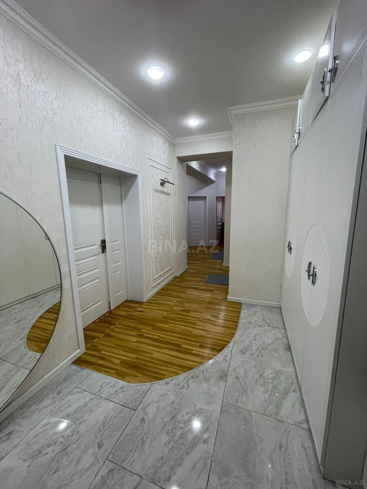 Satılır 3 otaqlı mənzil 100 m²
