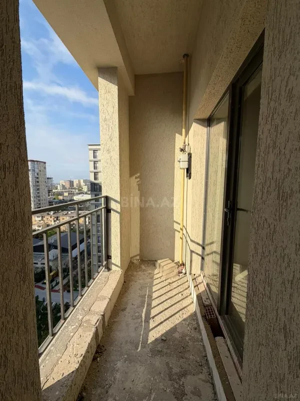 Satılır 2 otaqlı mənzil 86 m²
