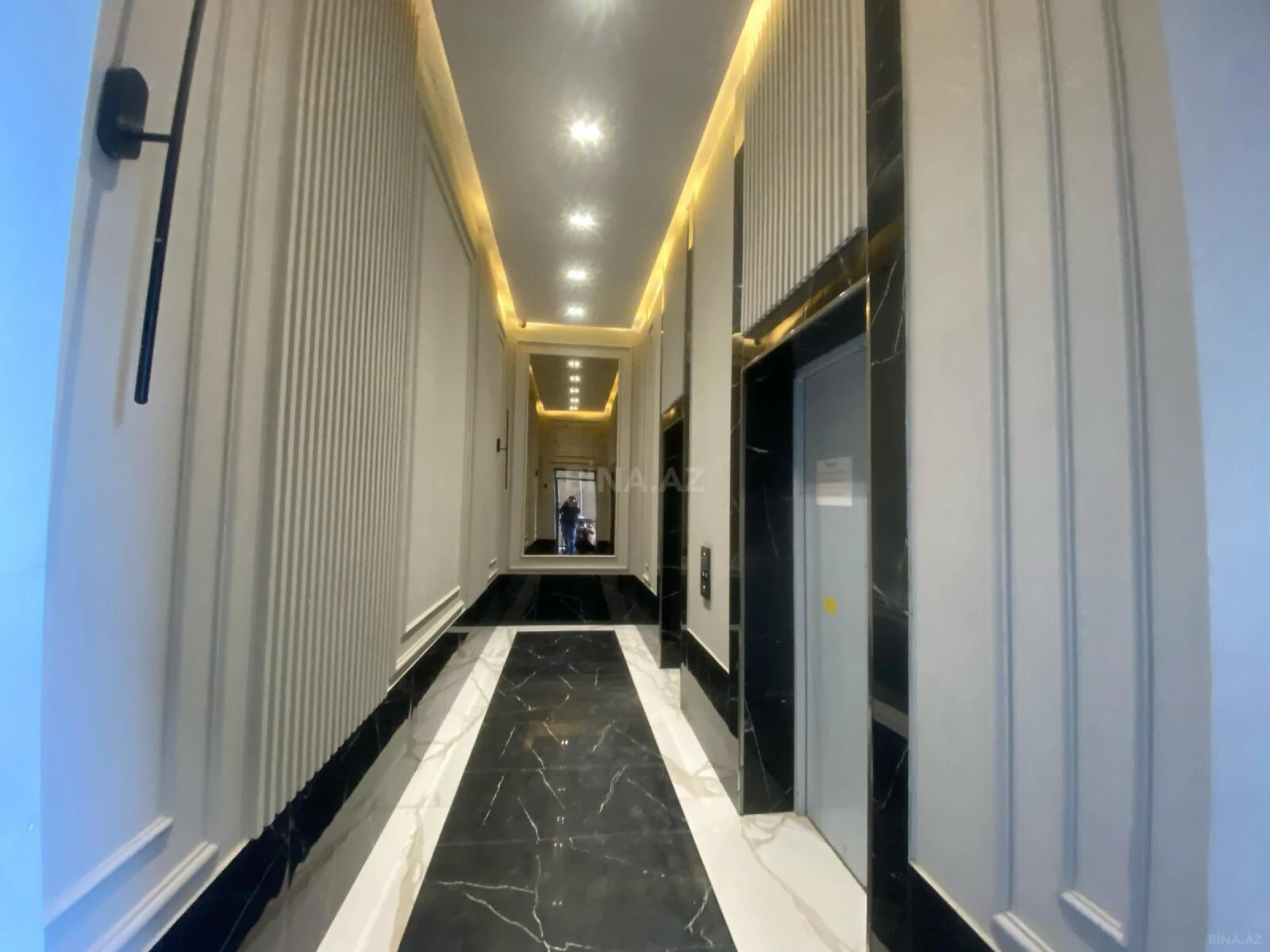 Satılır 2 otaqlı mənzil 86 m²