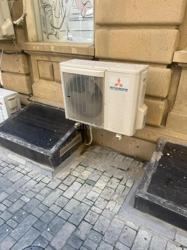 Kirayə verilir obyekt 151 m²