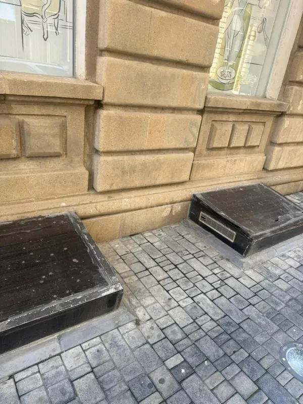 Kirayə verilir obyekt 151 m²