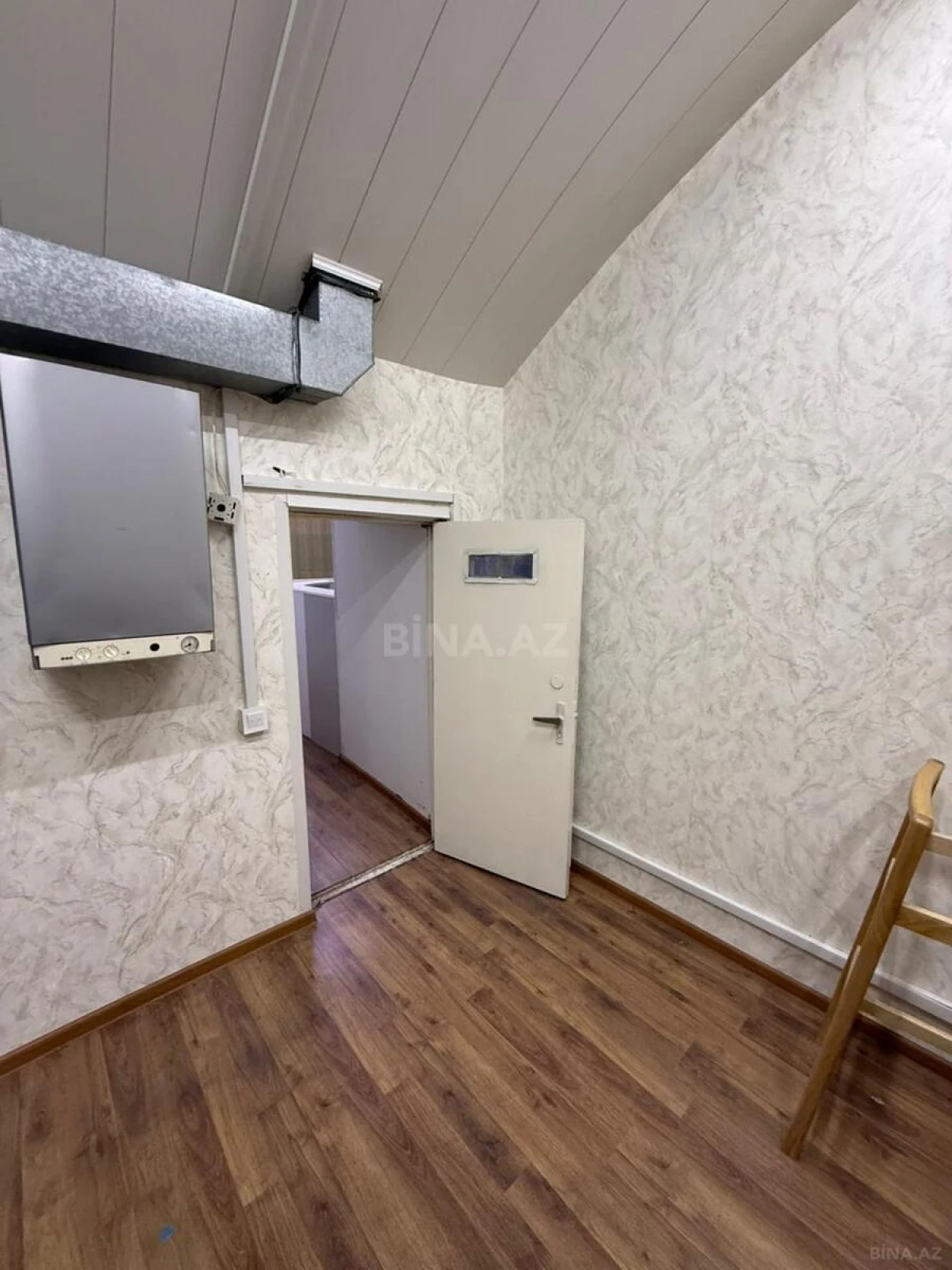 Kirayə verilir obyekt 151 m²