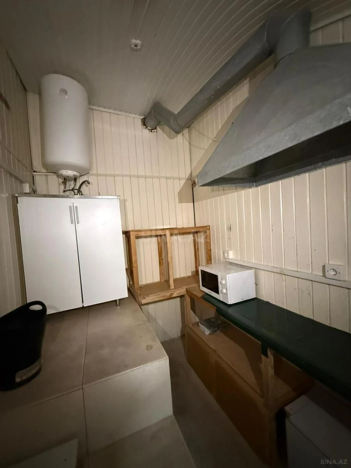 Kirayə verilir obyekt 151 m²