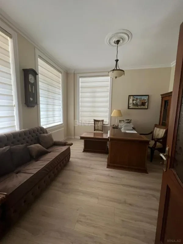 Kirayə verilir 3 otaqlı ofis 100 m²