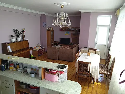 Satılır 3 otaqlı mənzil 132 m² — Bakı 3 otaq 132.00 m²