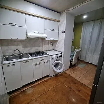 Kirayə verilir 3 otaqlı mənzil 85 m²