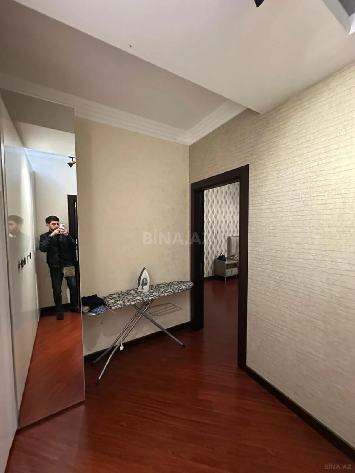 Kirayə verilir 3 otaqlı mənzil 130 m²