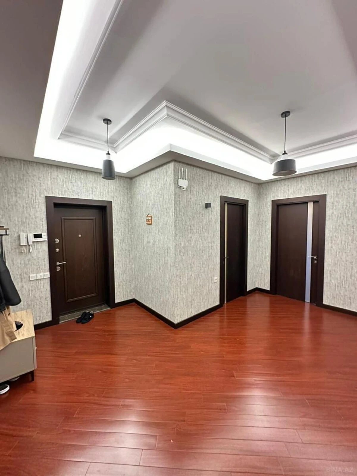 Kirayə verilir 3 otaqlı mənzil 130 m²